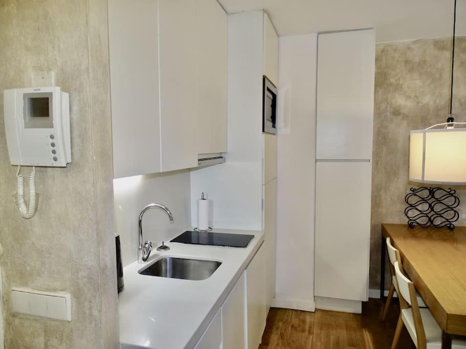 Precioso Apartamento Junto A La Plaza Mayor Мадрид Екстериор снимка